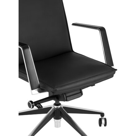 Кресло руководителя TopChairs Arrow черный 