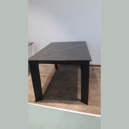 Стол DF201T matte black marble/black 1400(+600)*900  ЭКСКЛЮЗИВ (Образец из салона) 