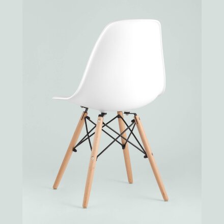 Стул Eames DSW белый 
