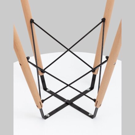 Стол Eames DSW NEW D90 