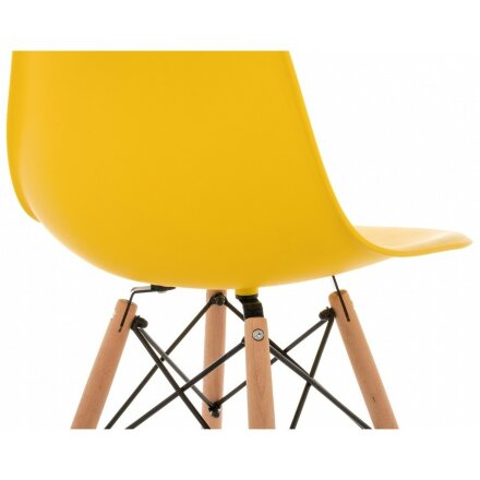 Пластиковый стул Eames PC-015 желтый 